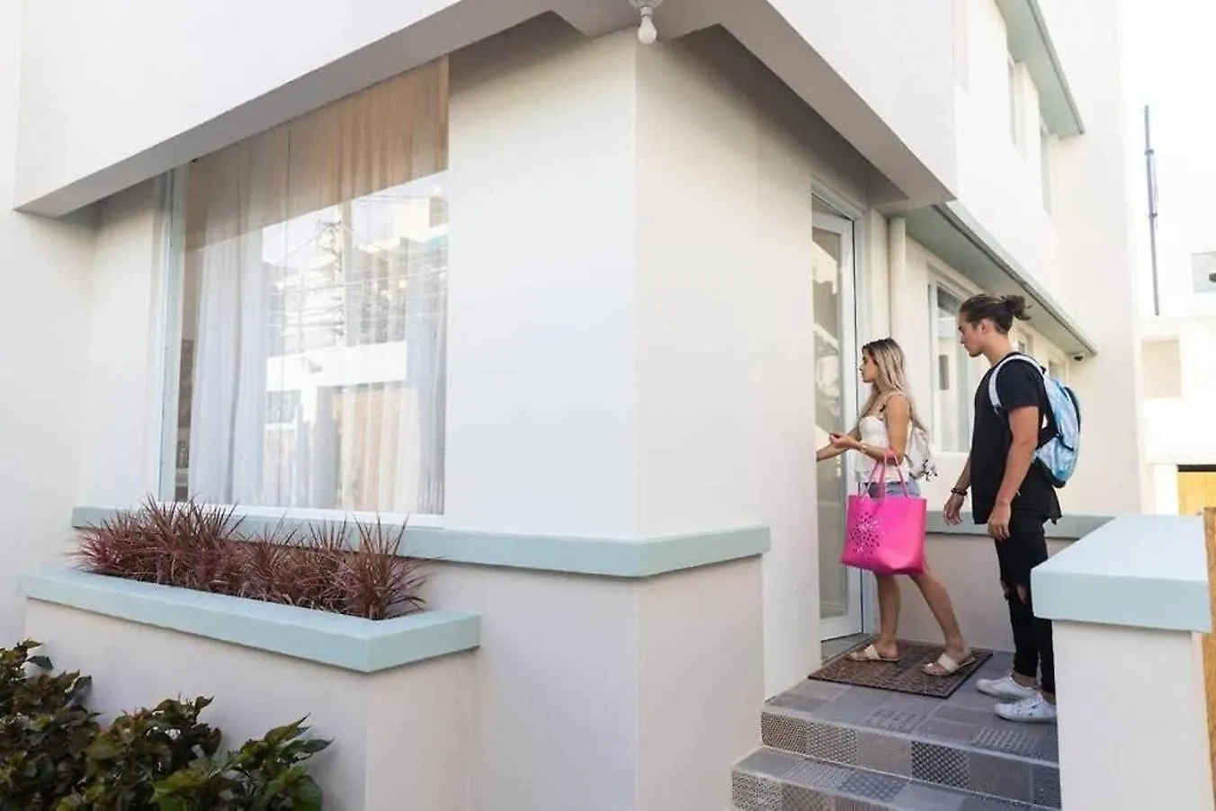V2 Pr Rentals Next To La Placita De Santurce Σαν Χουάν
